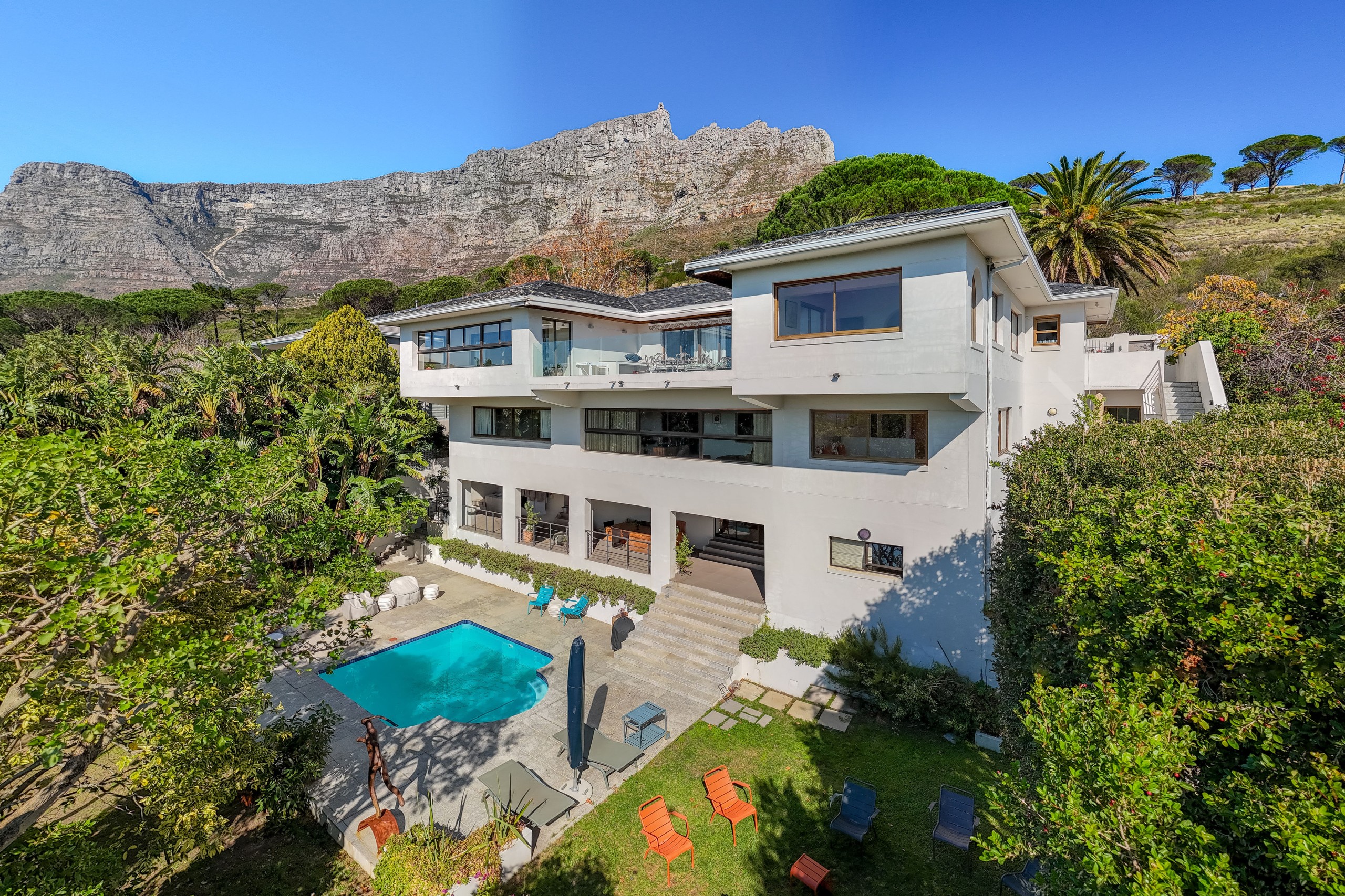 11 56GlencoeAvenueAerial-8