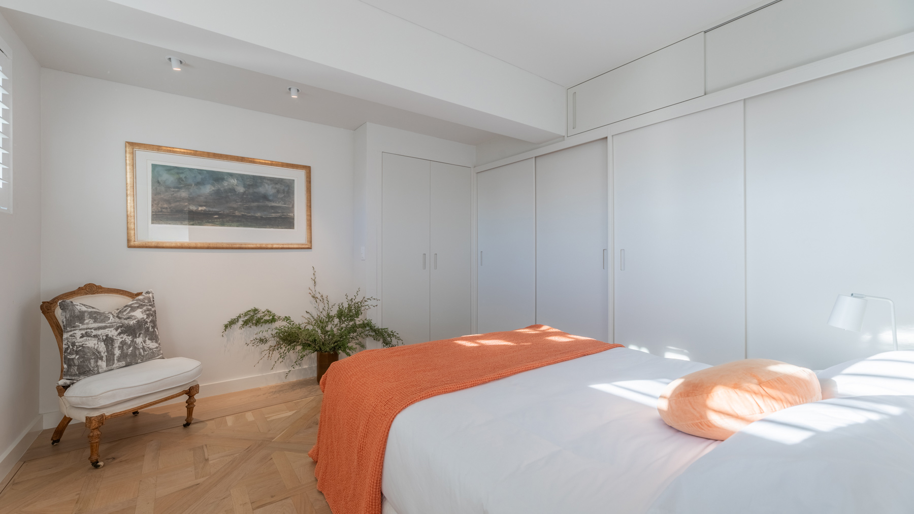 KINGSGATE-26