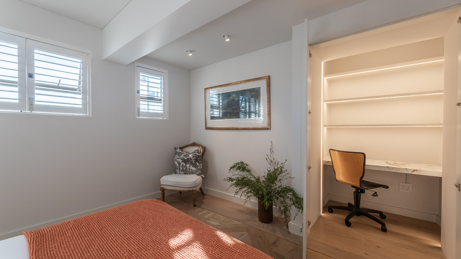 KINGSGATE-28